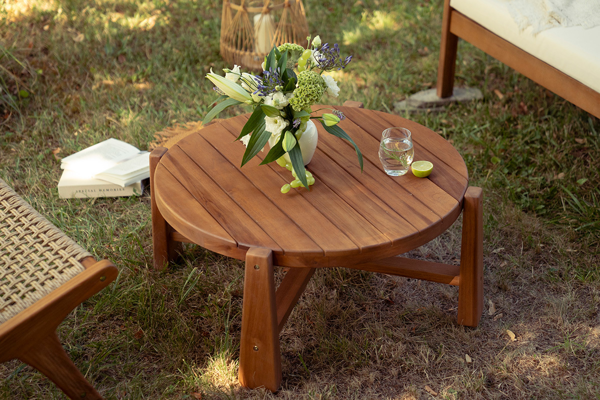 Mesa baja de jard�n redonda de madera de teca maciza D82 cm CAROLINA