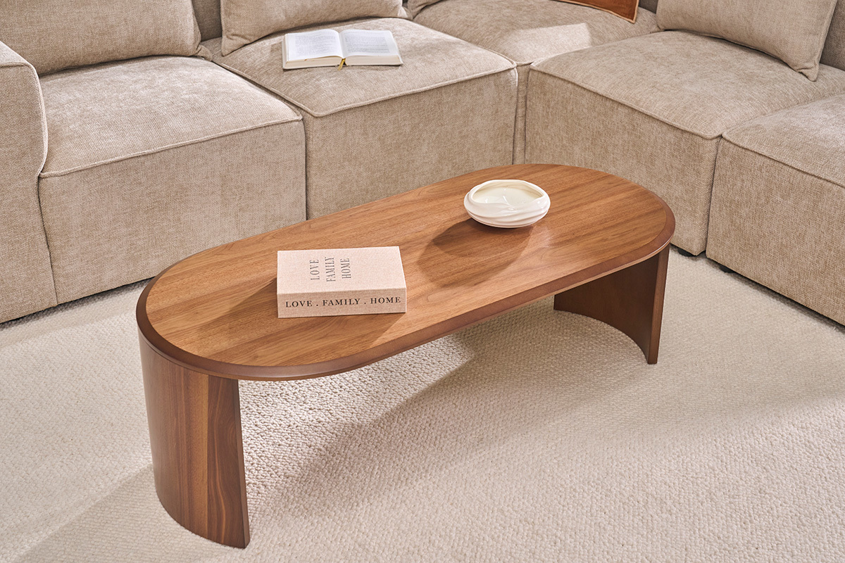 Mesa de centro de dise�o ovalada en madera oscura nogal L120 cm ASSA