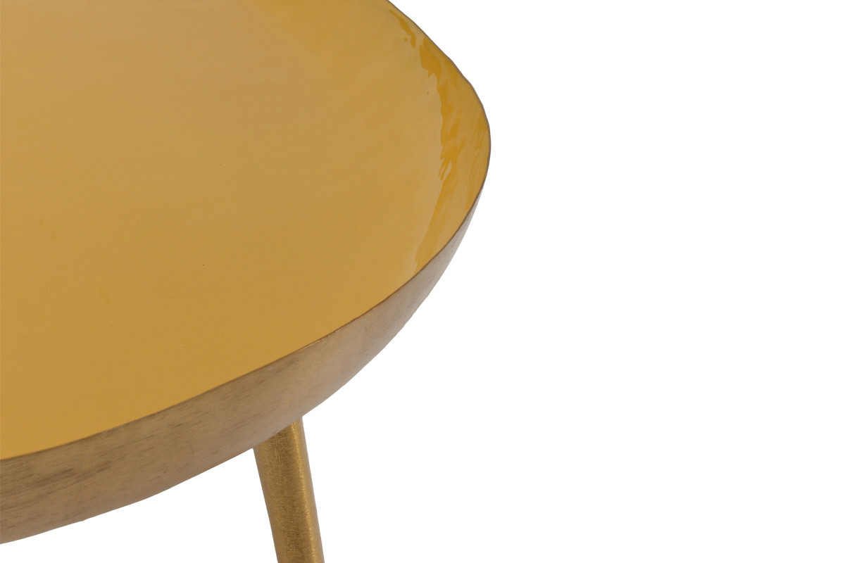 Mesa de centro en acero lacada amarillo DROP