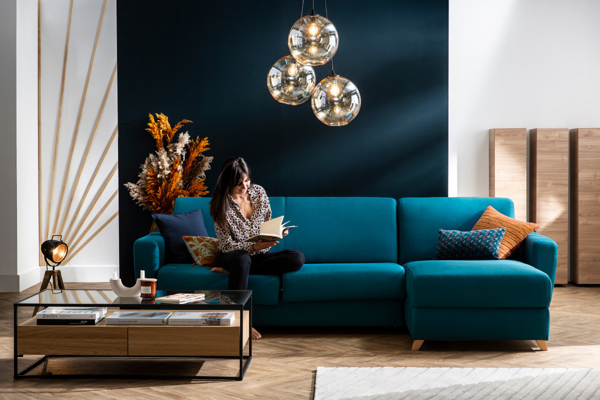 Mesa de centro moderna con tablero de cristal y cajones blanca FINN