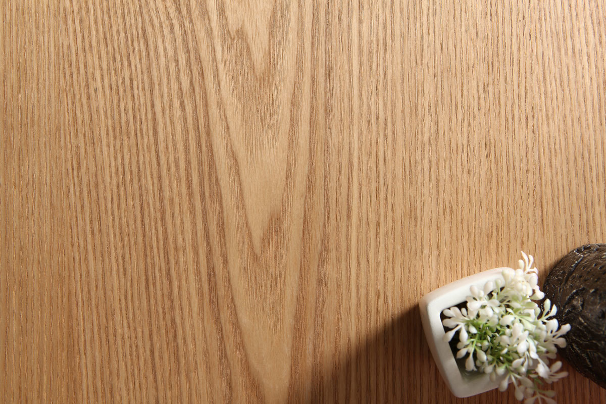 Mesa de comedor diseo fresno LIVIA
