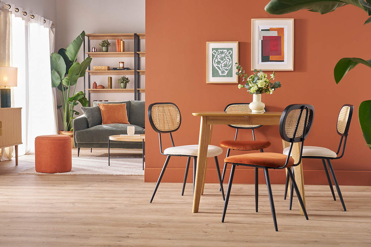 Mesa de comedor extensible nrdica en madera clara L90-130 LEENA