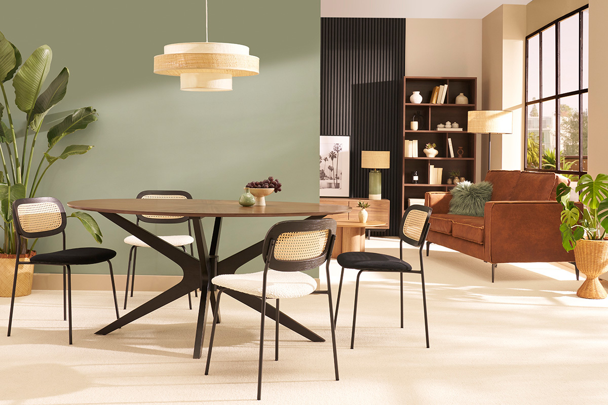 Mesa de comedor ovalada de diseo en nogal 160cm DIELLI