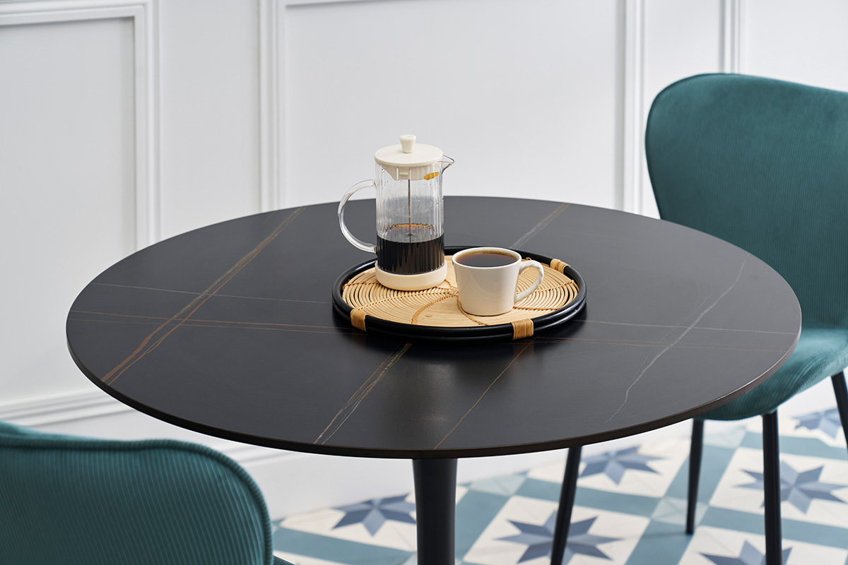 Mesa de comedor redonda de dise�o en cer�mica negra y metal D90 cm MALOU