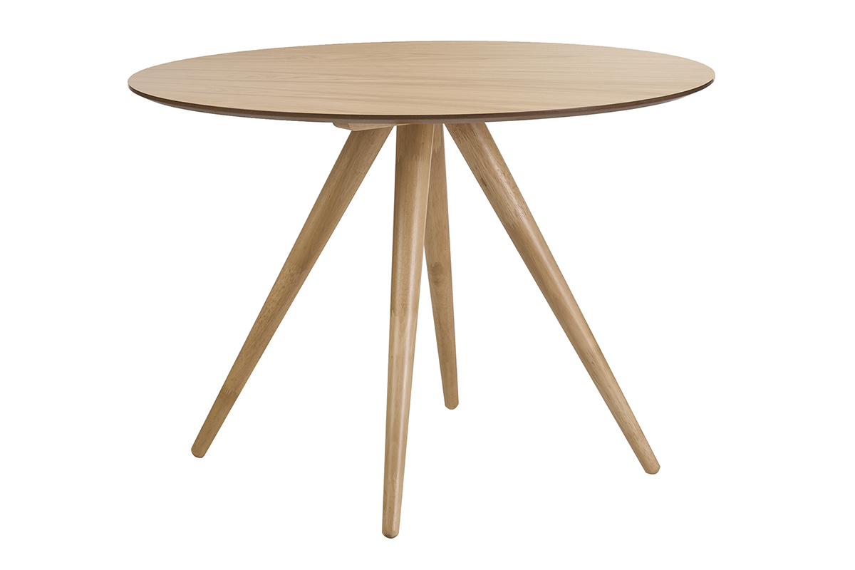 Mesa de comedor redonda de madera clara de fresno, vista en tres cuartos.