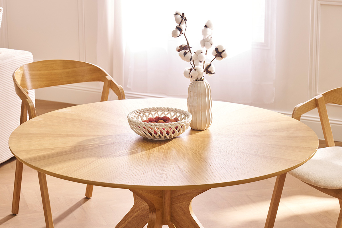Mesa de comedor redonda de diseo en roble 120cm DIELLI
