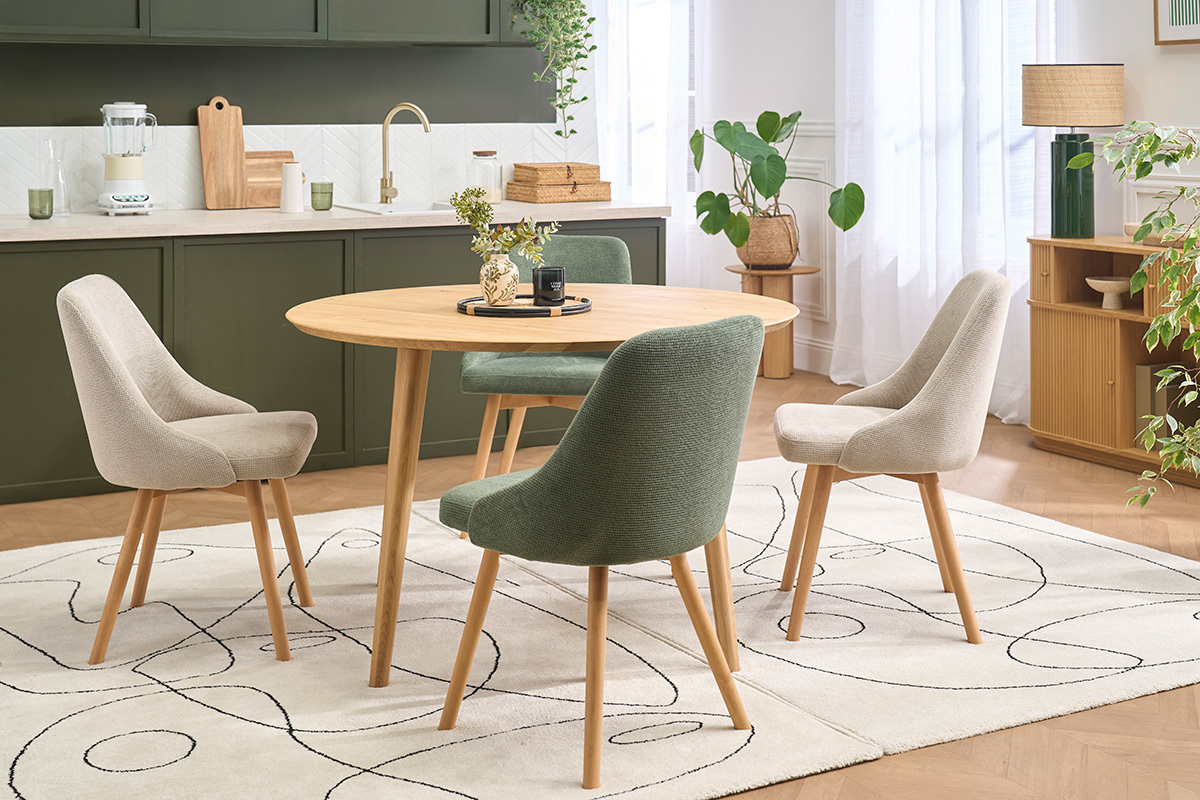 Mesa de comedor redonda de madera clara de roble s�lido D120 cm OKSANA