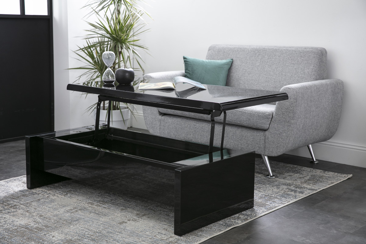 Mesa de saln de diseo lacada negra LOLA