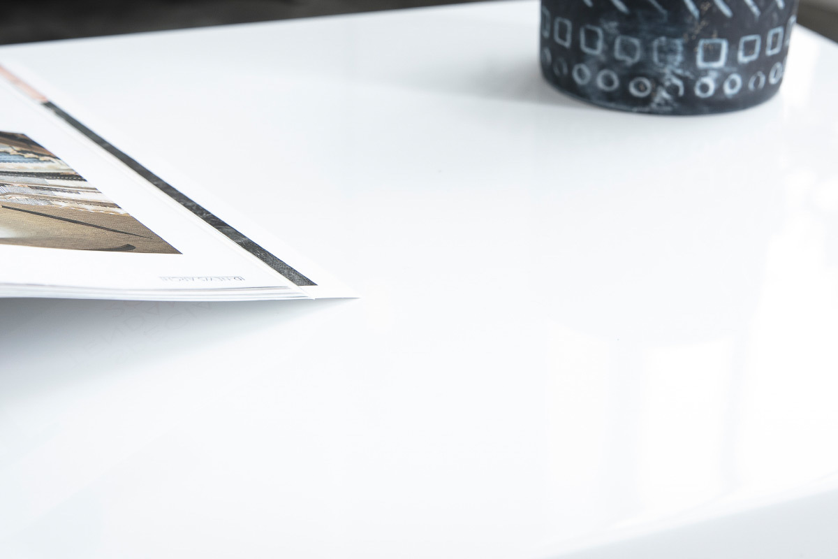Mesa de saln diseo blanca ROXIE