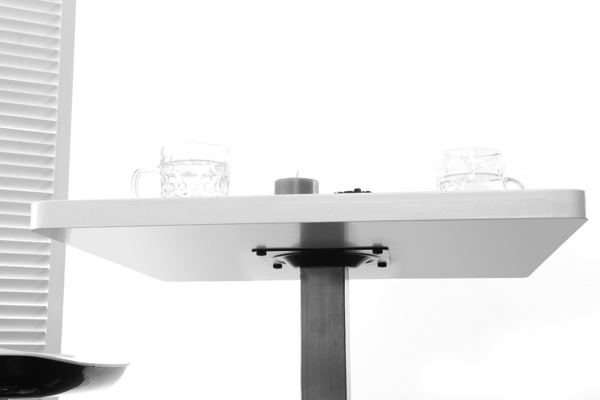 Mesa pequea diseo cuadrado blanca pata central L60 JORY