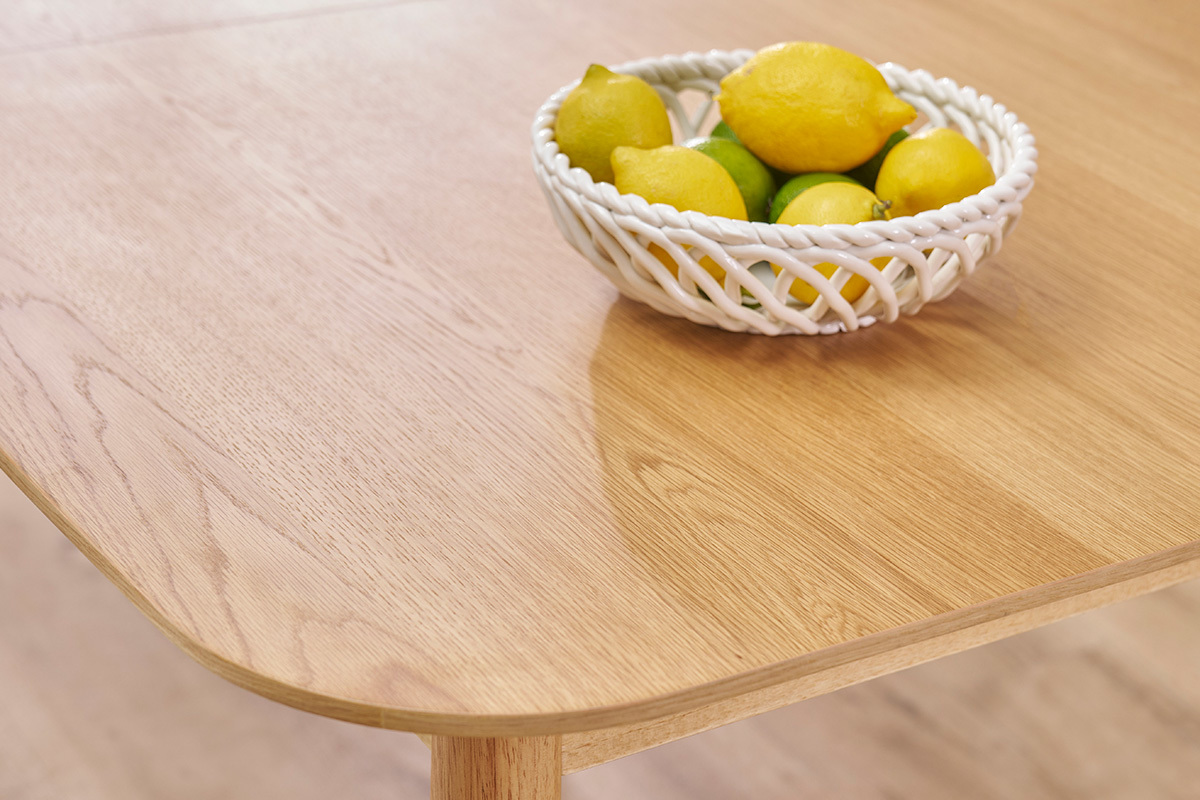 Mesa rectangular extensible con extensiones integradas de madera de roble claro 160-210 cm ANK