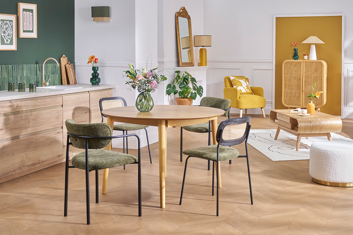Mesa redonda extensible con extensiones integradas de madera de roble clara 115-154 cm EGO