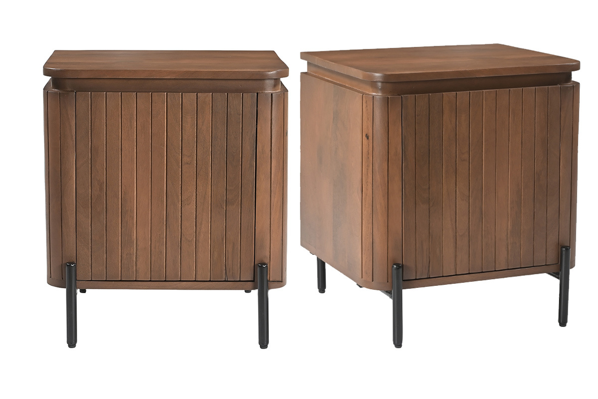Lote de 2 mesitas de noche de madera maciza de mango con patas de metal negro, vista frontal.