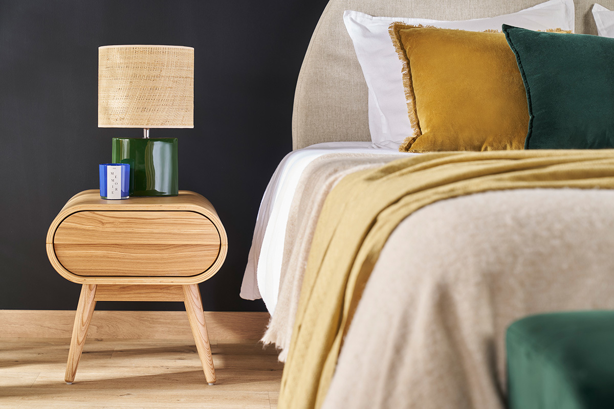 Mesita de noche diseo fresno 1 cajn BJORG