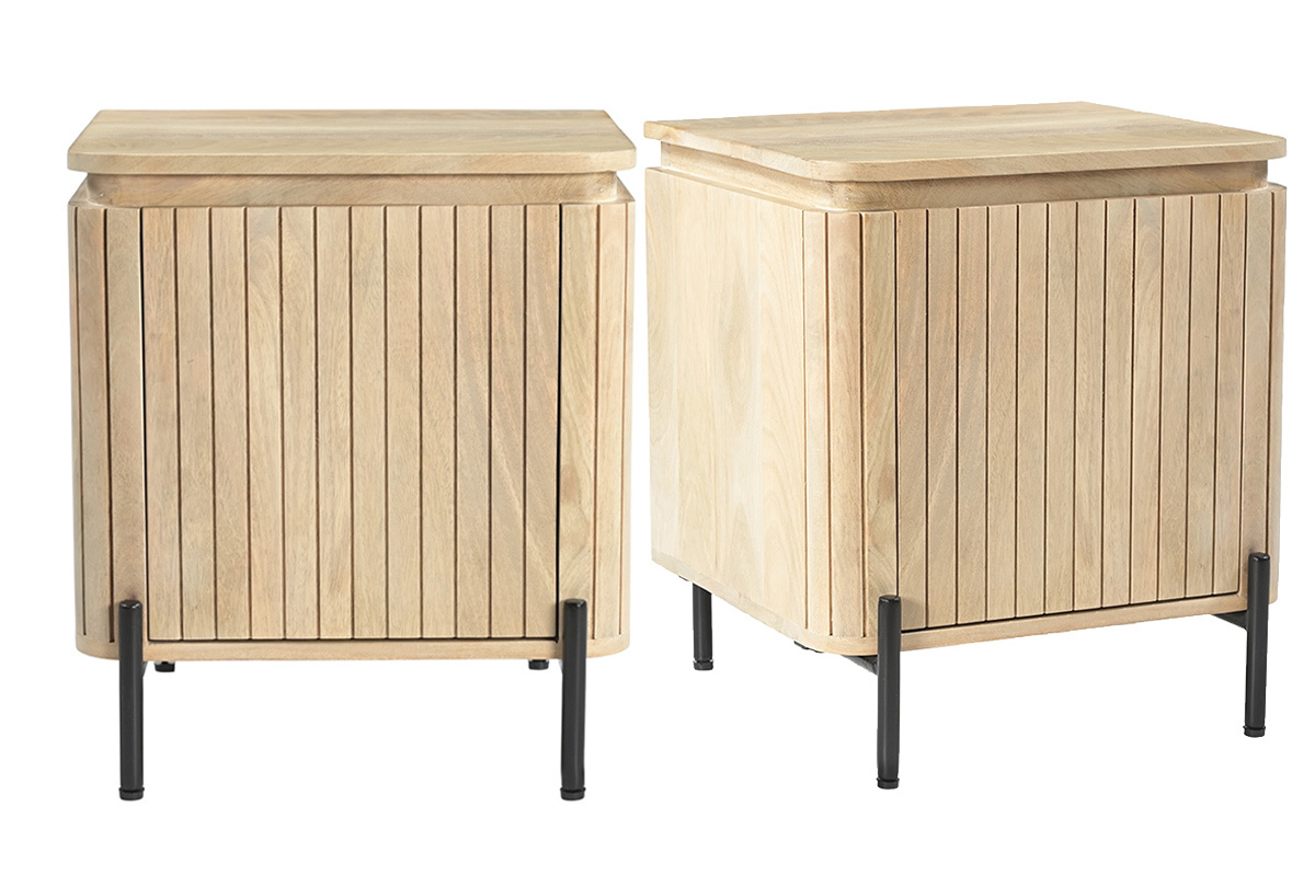 Juego de 2 mesitas de noche de madera de mango y metal negro, vista frontal