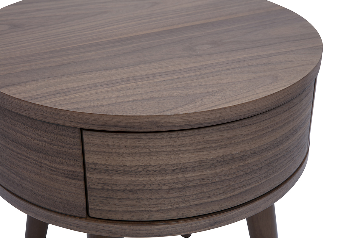 Mesa de noche redonda de madera oscura con un caj�n, vista lateral.