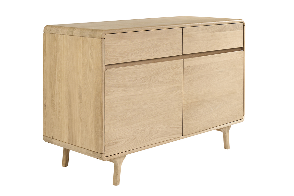Mueble de ba�o de madera maciza de roble, vista en 3/4, dos cajones y dos puertas.