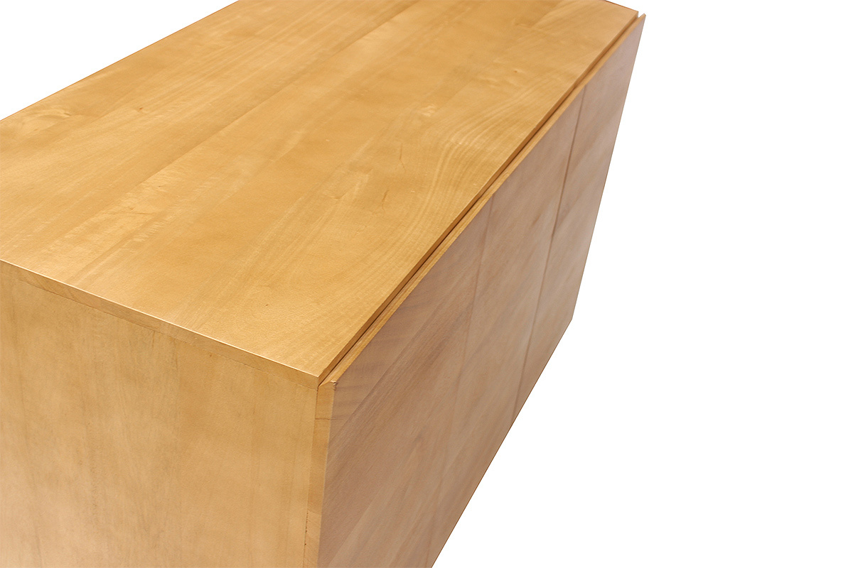 Vista superior del mueble de ba�o de madera maciza de mango, �ngulo ligeramente inclinado