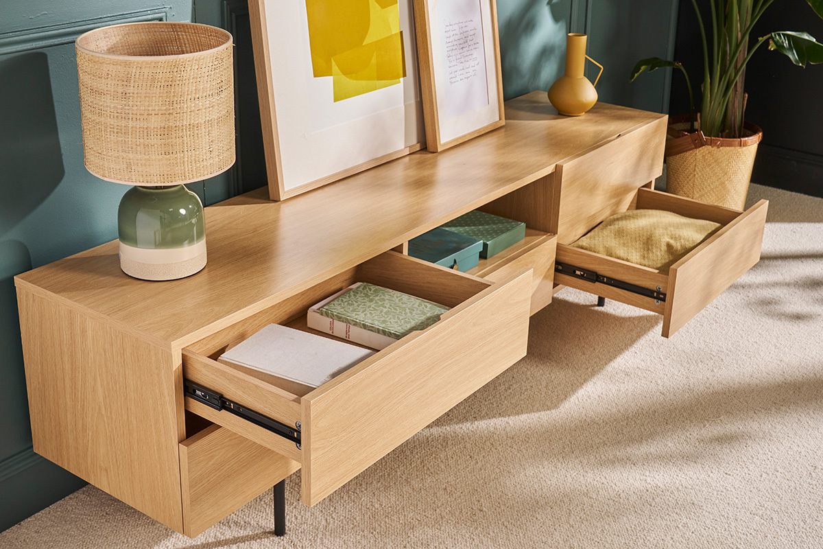 Mueble TV de diseo con armarios de madera de roble claro y metal negro 180 cm ALASKA