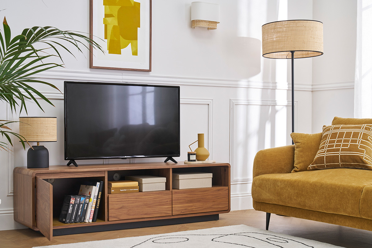 Mueble TV vintage con acabado de nogal 160cm JAKO
