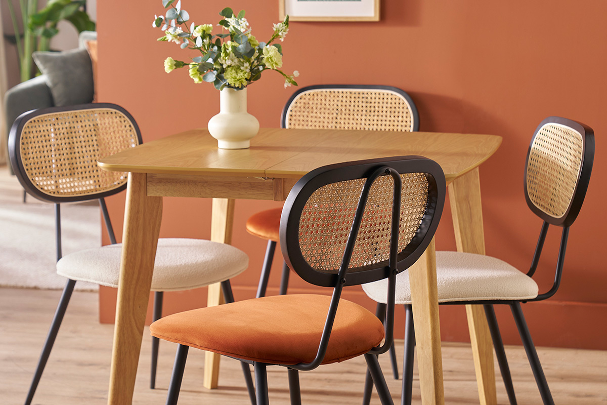 Set de 2 sillas de diseo de terciopelo terracota, metal negro y rejilla de ratn natural TOLMA