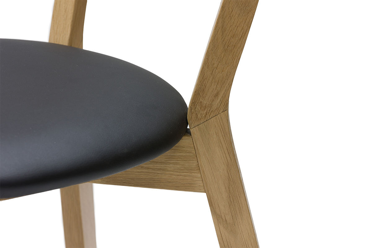 Set de 2 sillas vintage de madera de roble claro y negro DOVE