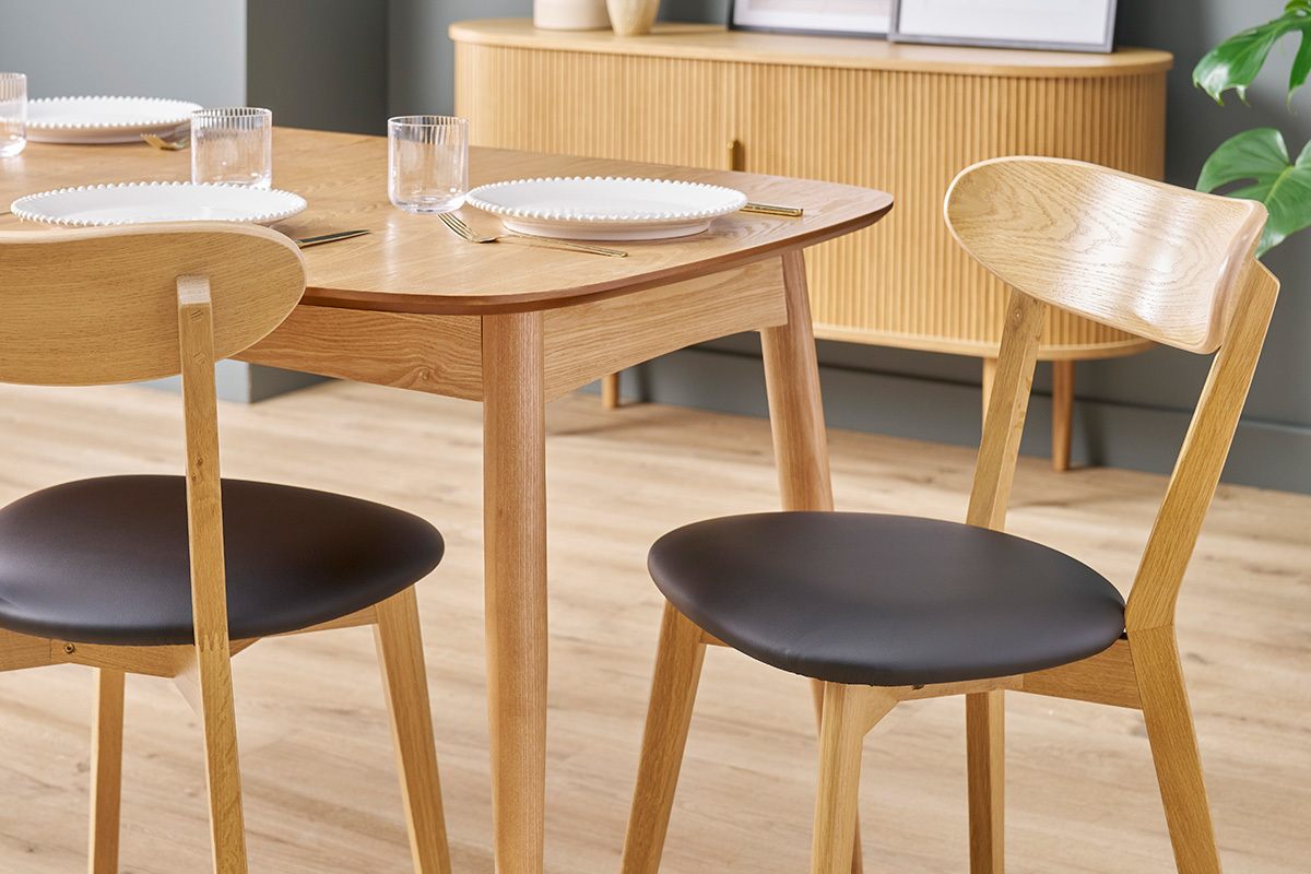 Set de 2 sillas vintage de madera de roble claro y negro DOVE