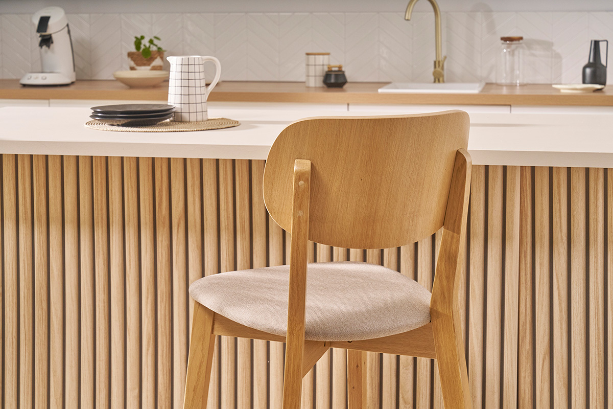 Set de 2 taburetes de cocina de madera de roble clara y tejido beige LUCIA
