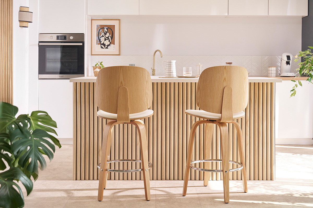 Set de 2taburetes de cocina giratorios de diseo blanco y madera clara 66cm BECK