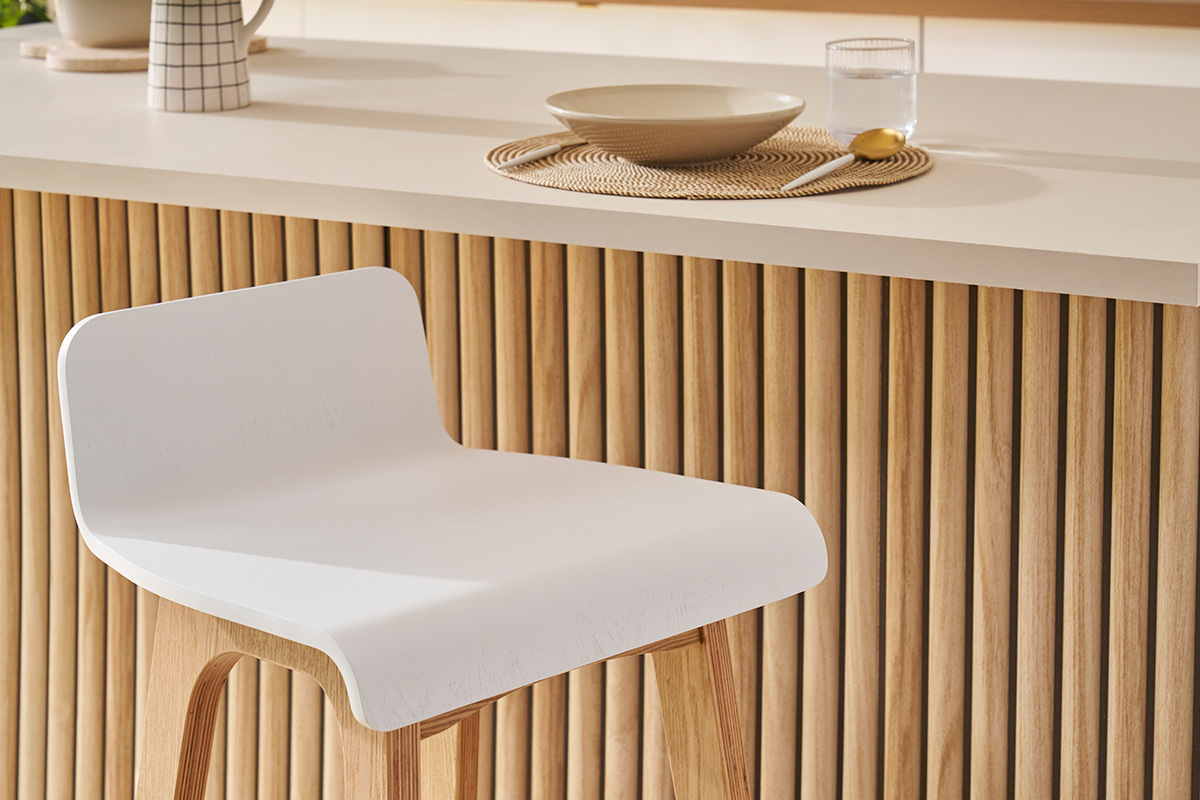 Set de 2 taburetes de cocina nrdicos blancos y madera clara 75cm BALTIK