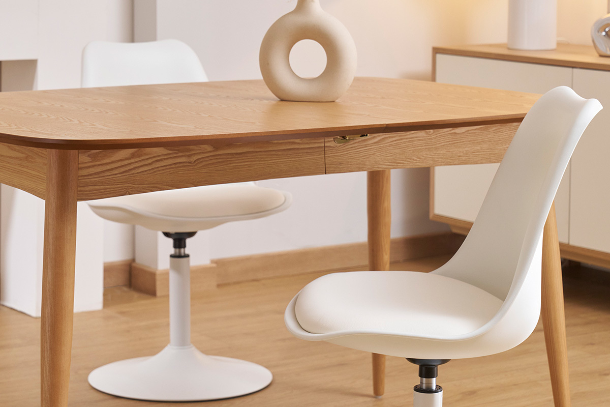 Silla blanca mate pivotante STEEVY