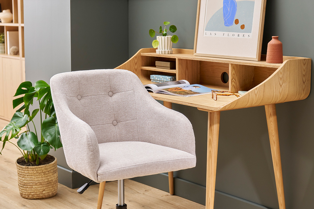 Silla de oficina acolchada con ruedas de tela de terciopelo texturizado beige y metal negro BALTIK