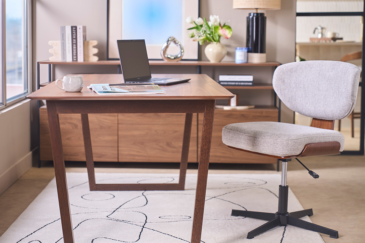 Silla de oficina de madera y tela de efecto terciopelo texturizado gris HANZ