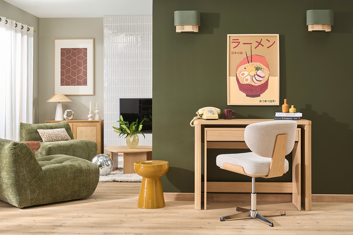 Silla de oficina en tela efecto terciopelo texturizado beige y madera clara roble HANZ