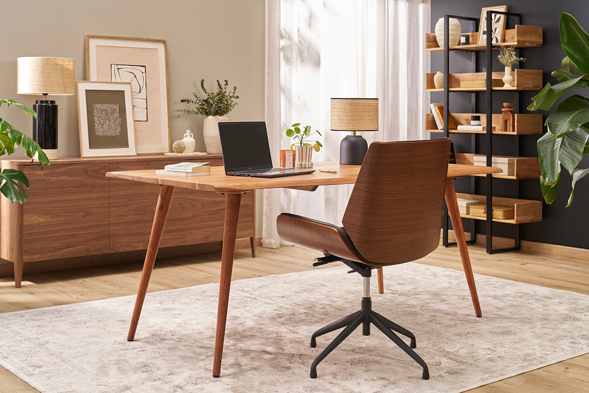 Silla de oficina giratoria de diseo 360 negro, madera oscura y metal negro MARLOW