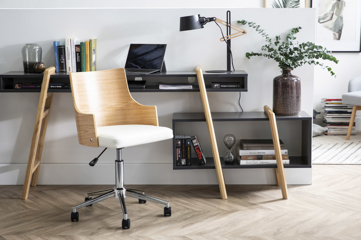 Silla de oficina moderna PU blanca y madera clara MAYOL