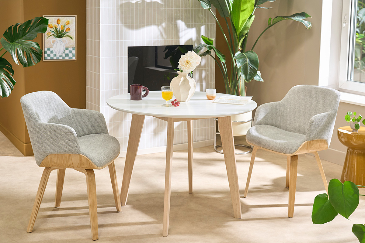 Silla en tela de chenilla gris y madera clara EARL