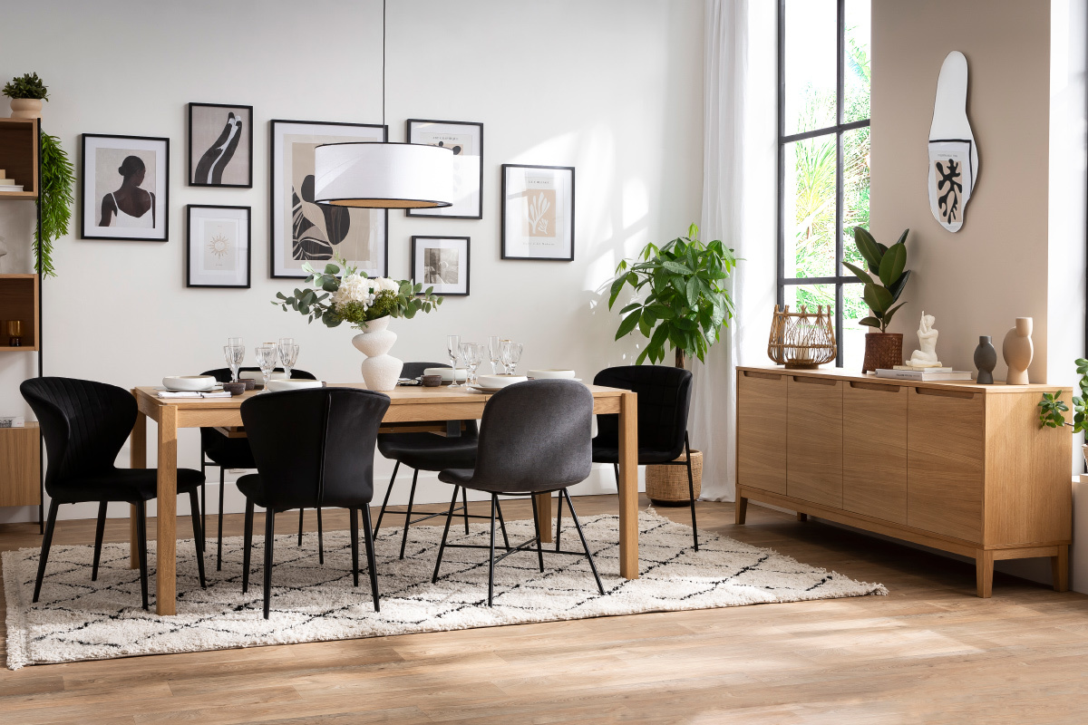 Silla moderna en terciopelo negro REQUIEM