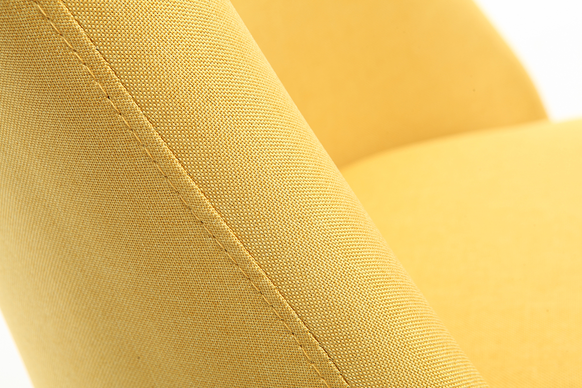 Silla nrdica tejido amarillo patas madera clara LIV