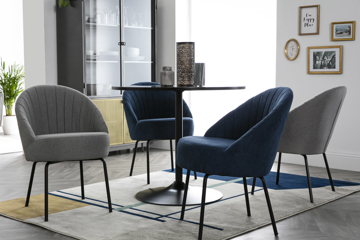 Silla terciopelo azul y metal negro IZAAC