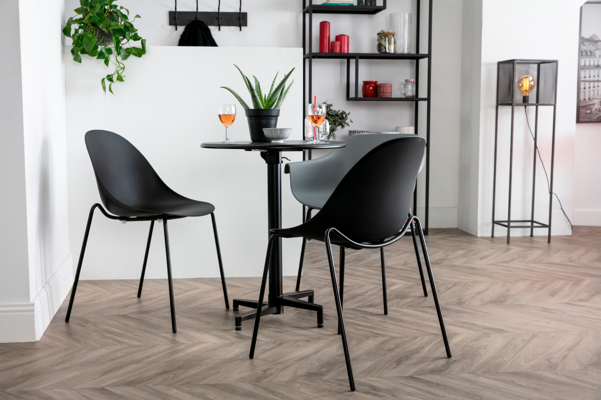 Sillas apilables modernas negras patas metal (lote de 2) CONCHA