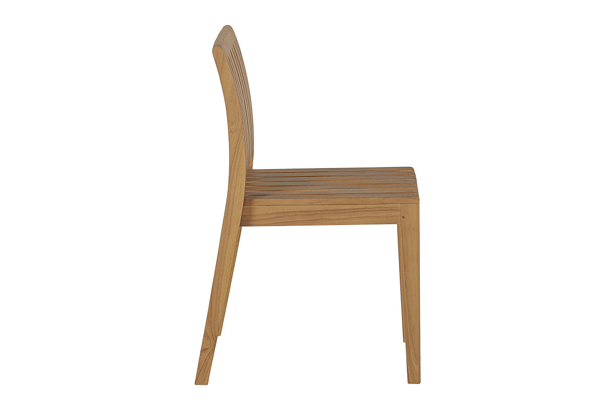 Silla de jard�n TECKA de madera maciza de teca, vista de perfil, dise�o depurado sin reposabrazos.