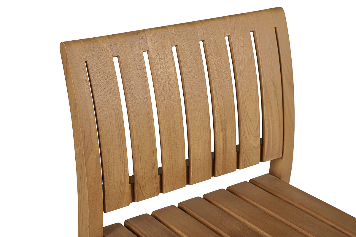 Respaldo de lamas verticales curvadas de la silla de jard�n TECKA en madera de teca maciza