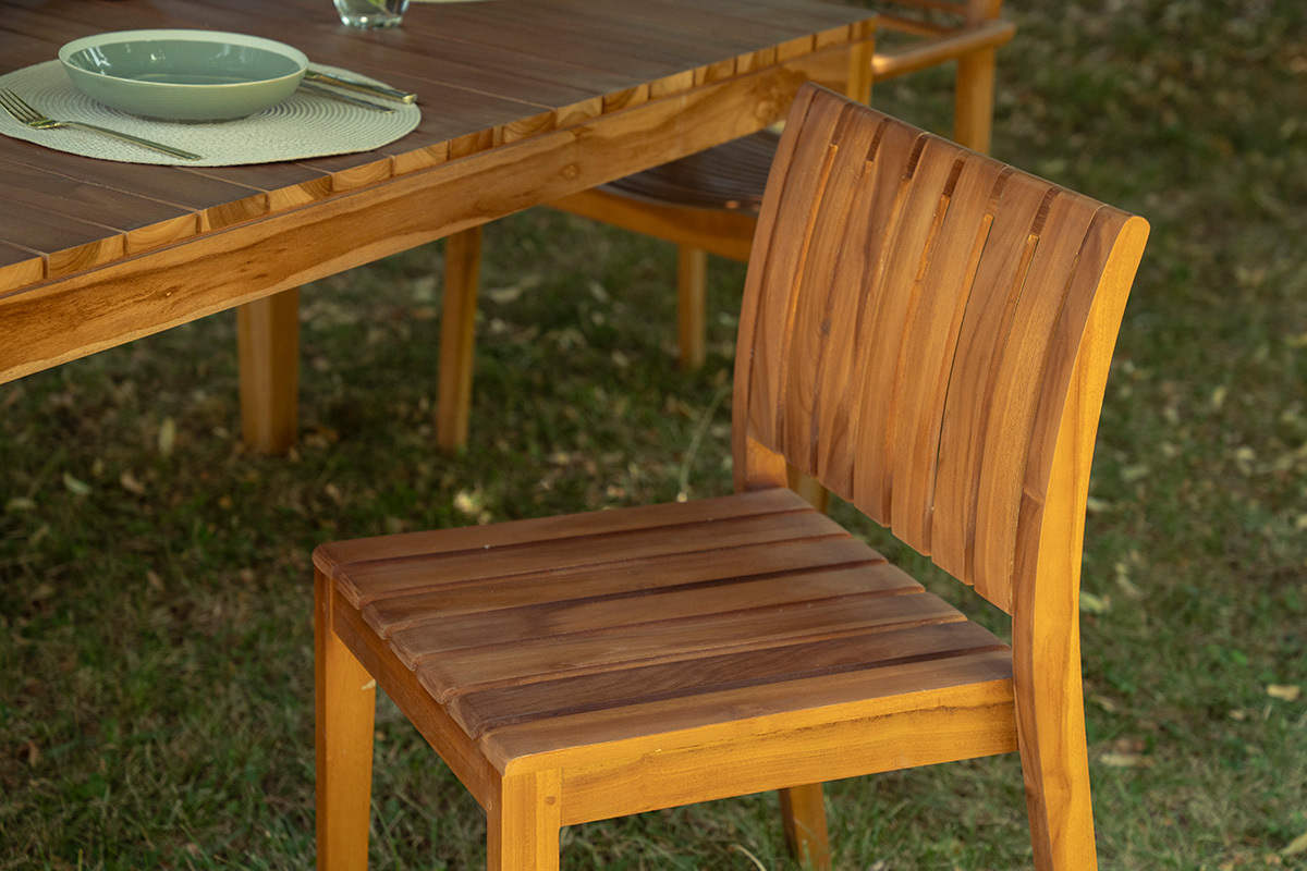 Sillas de jard�n apilables de madera de teca maciza (lote de 2) TECKA