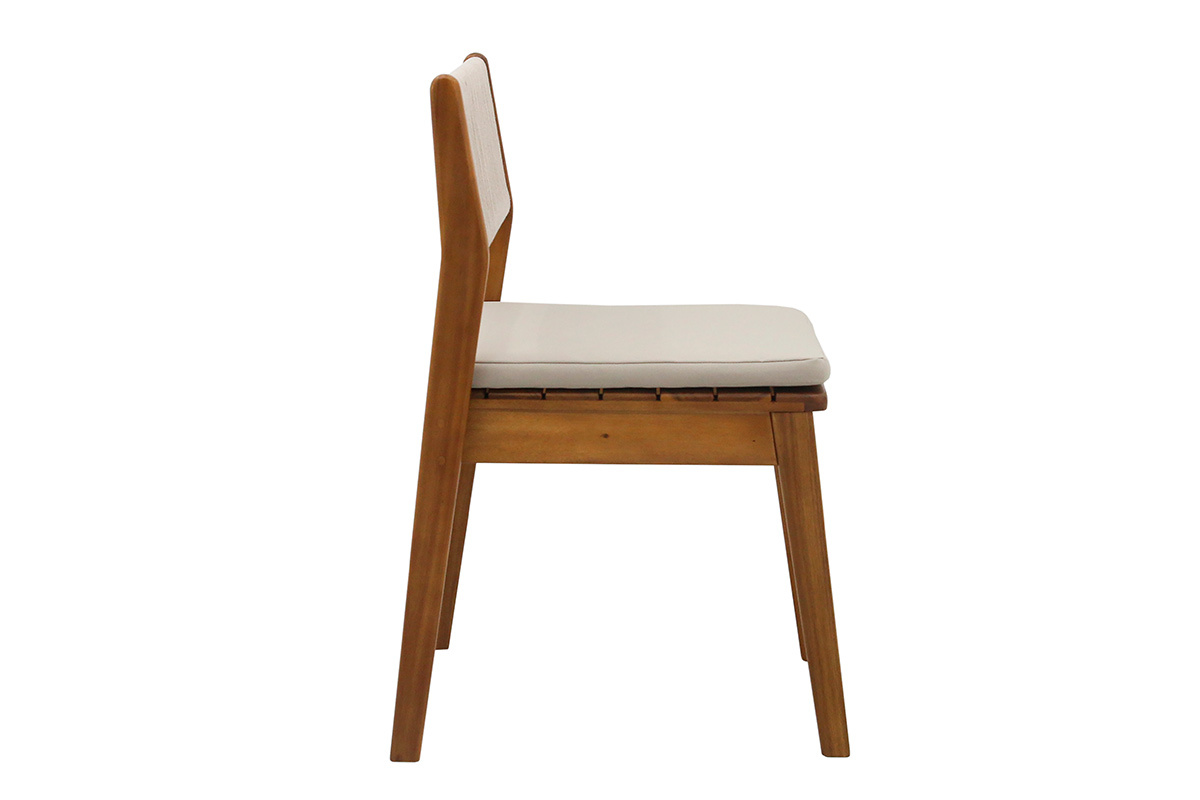 Silla de jard�n de madera maciza y cuerda trenzada, vista de perfil.