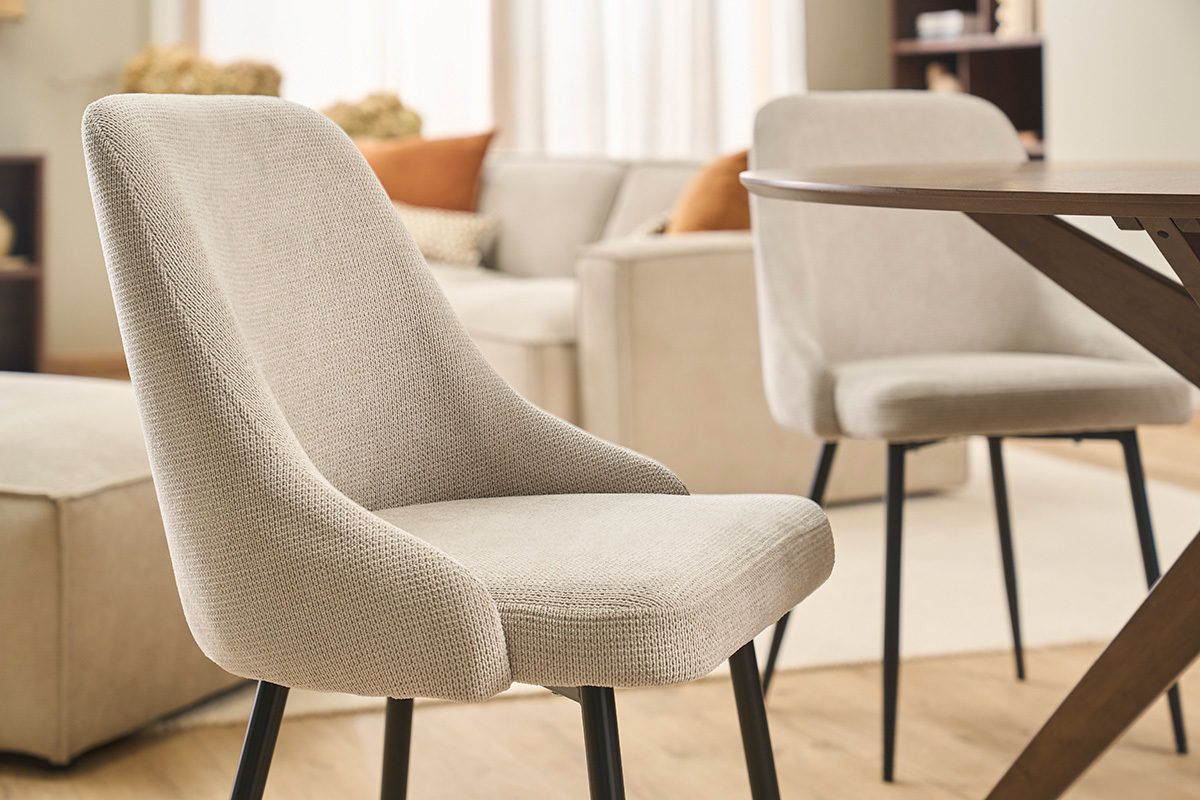 Sillas de tejido chenilla beige y metal negro (lote de 2) HASTA