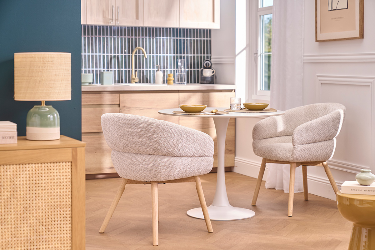 Sillas de tejido de terciopelo chenilla beige y madera clara (lote de 2) TIGGY