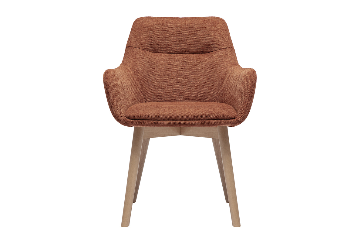 Silla ALESS vista de frente, tela efecto terciopelo tierra quemada, patas de madera clara.