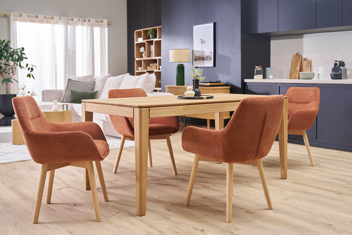 Sillas de tela efecto terciopelo texturizado tierra quemada y madera clara (juego de 2) ALESS