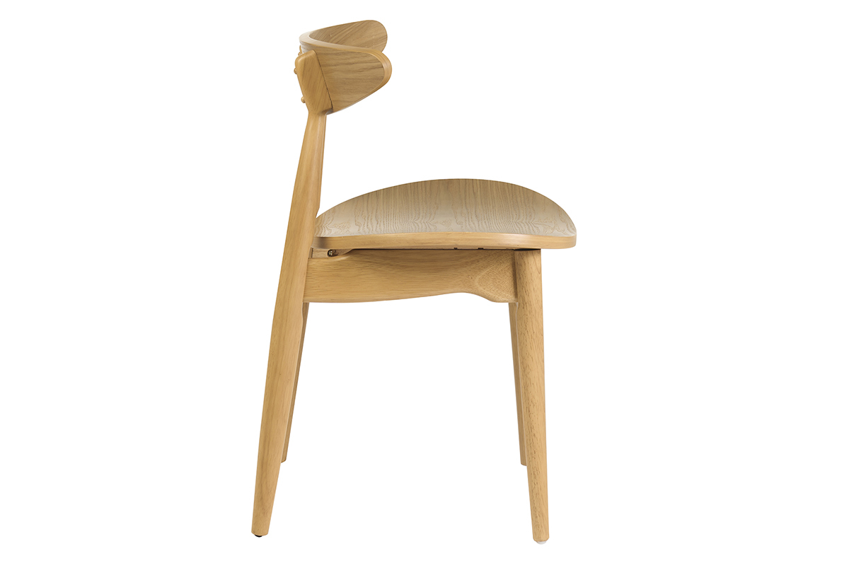 Silla escandinava de madera clara vista de perfil, con un dise�o depurado y curvas elaboradas.